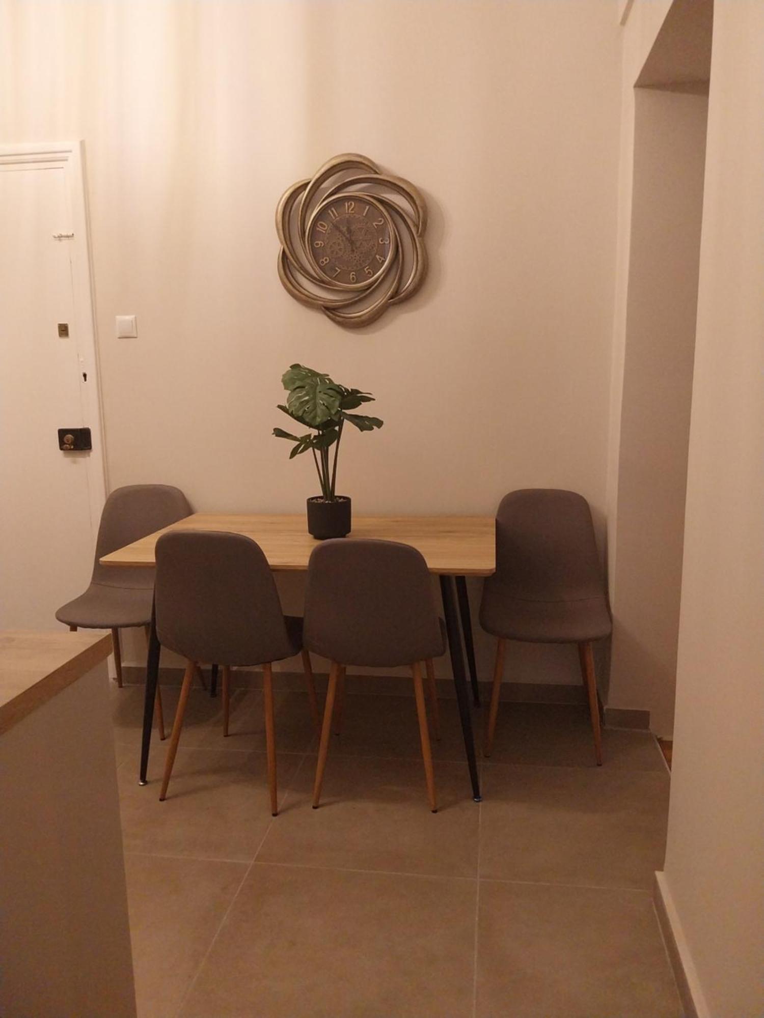 Athens Lovely Apartment ภายนอก รูปภาพ