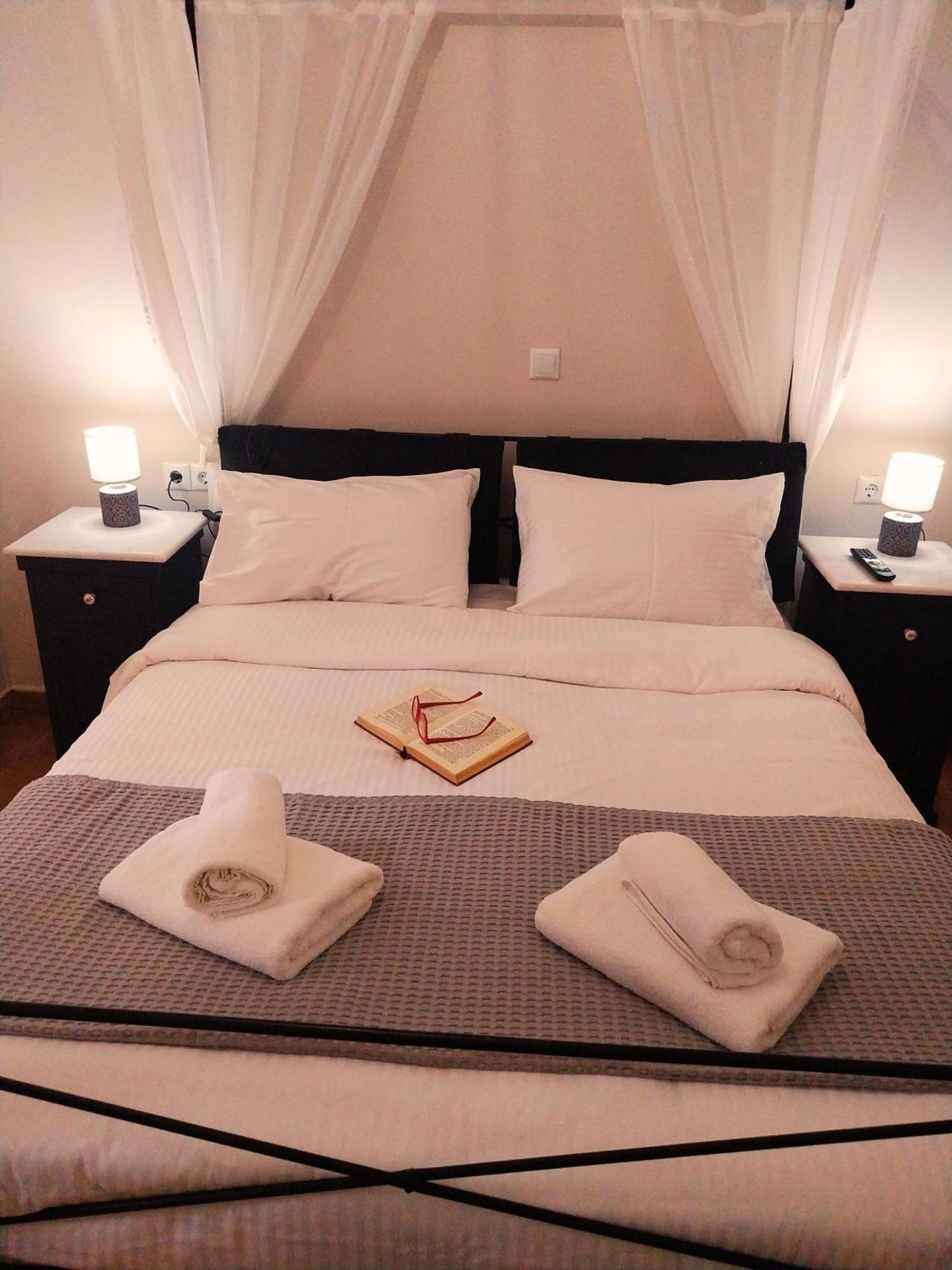 Athens Lovely Apartment ภายนอก รูปภาพ